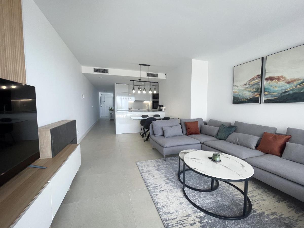Pure South Residence Манилва Экстерьер фото