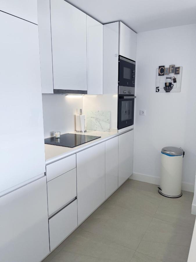 Pure South Residence Манилва Экстерьер фото