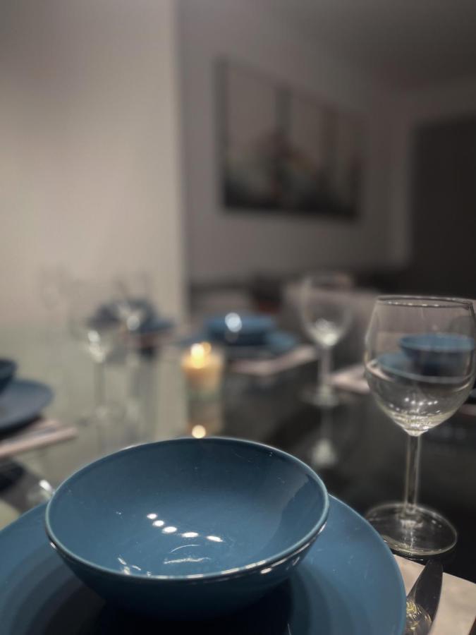 Pure South Residence Манилва Экстерьер фото
