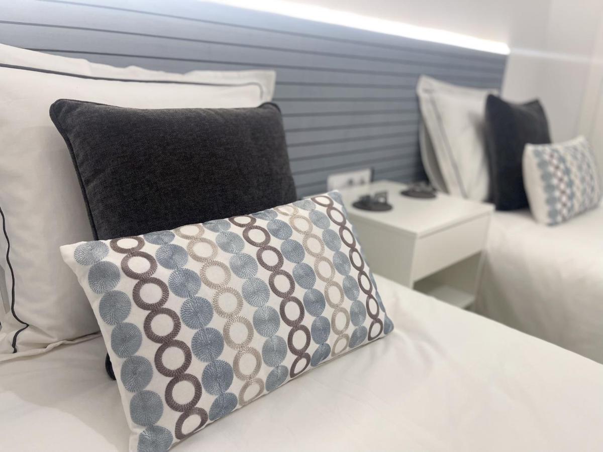 Pure South Residence Манилва Экстерьер фото